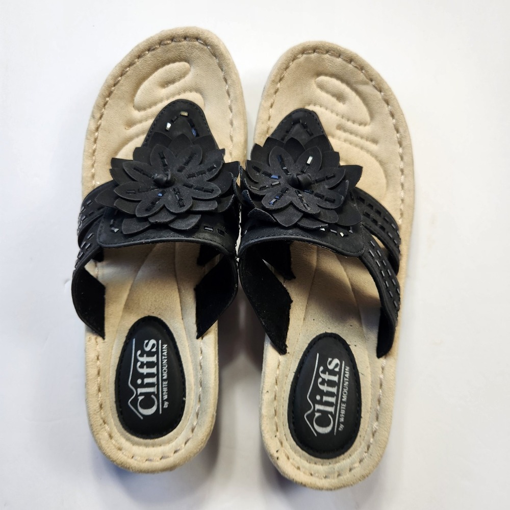 Cliffs Womens T-Strap Floral Sandals Black Suede Shoes Size 8 M Cupcake II Flats